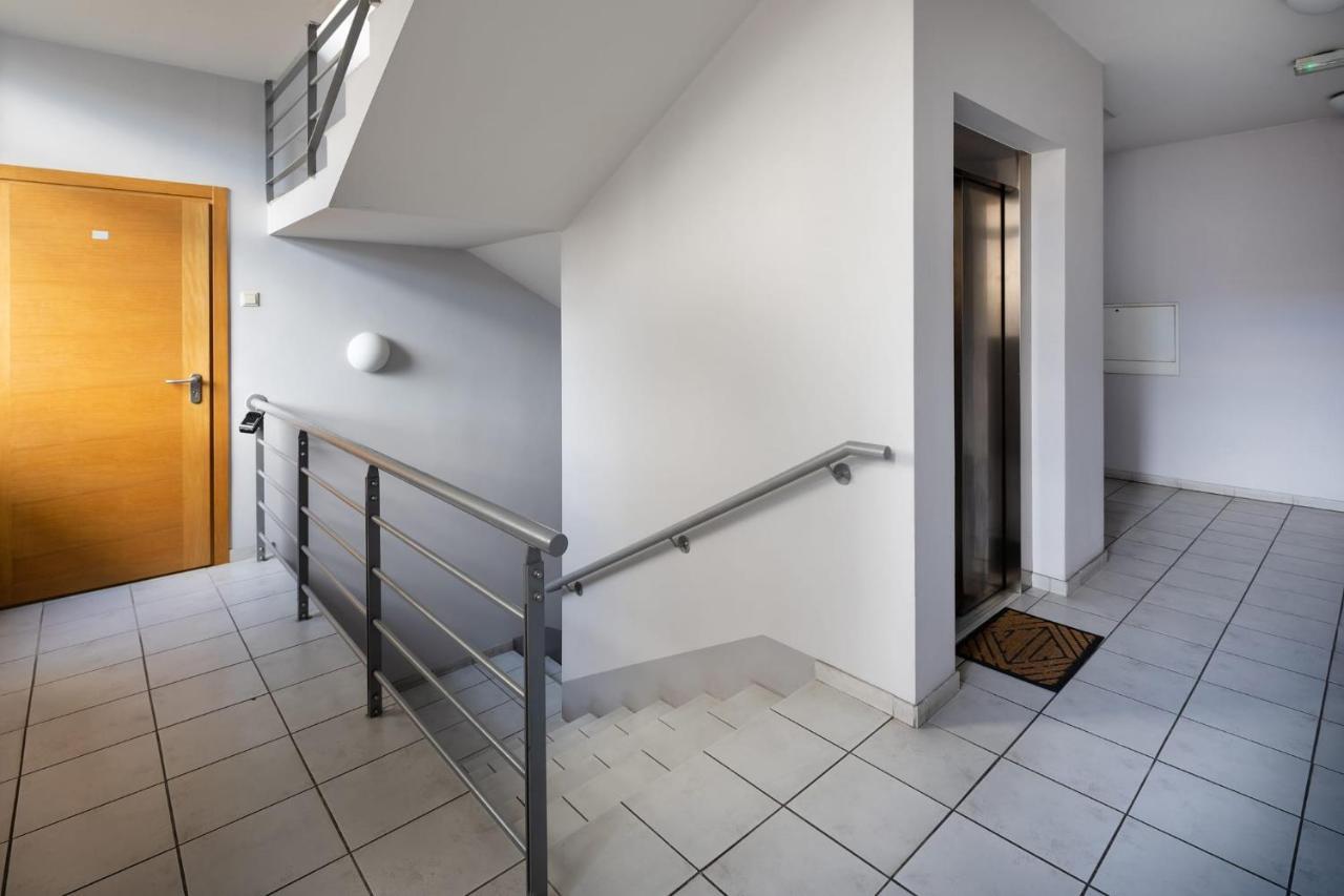 Ziedondarza Park One Bedroom Apartment With Balcony Riga Luaran gambar