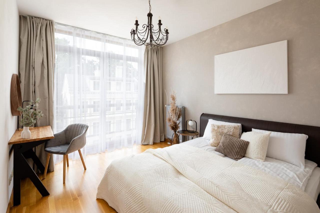Ziedondarza Park One Bedroom Apartment With Balcony Riga Luaran gambar