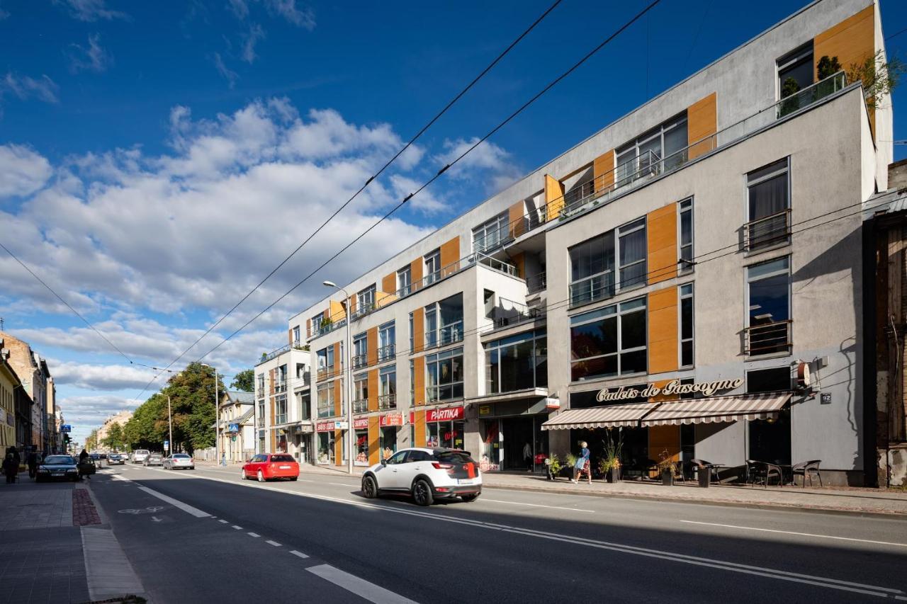 Ziedondarza Park One Bedroom Apartment With Balcony Riga Luaran gambar